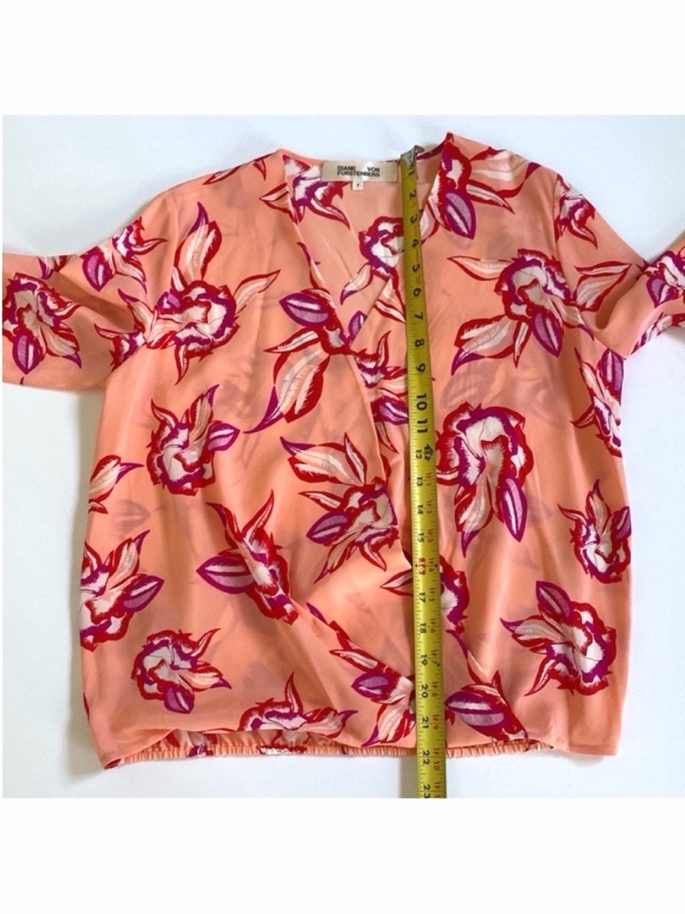 Diane Von Furstenberg Shirt 100% Silk Long Sleeve Blouse Top size 4 - Picture 9 of 14